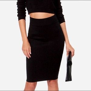 High waisted black pencil skirt